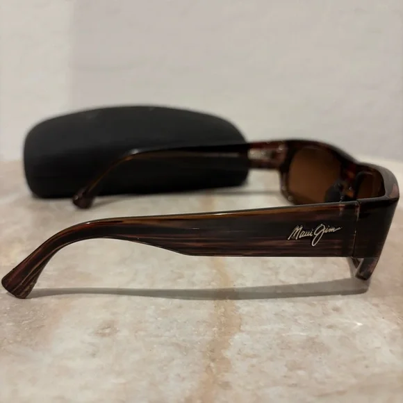 Maui Jim Lava Flow MJ250-10B sunglasses